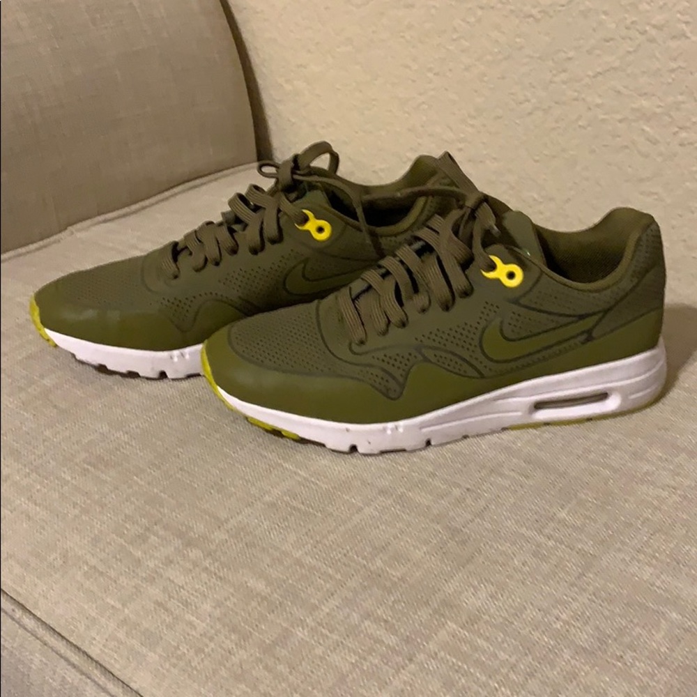 Nike air max